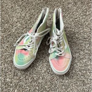Girl Vans high top